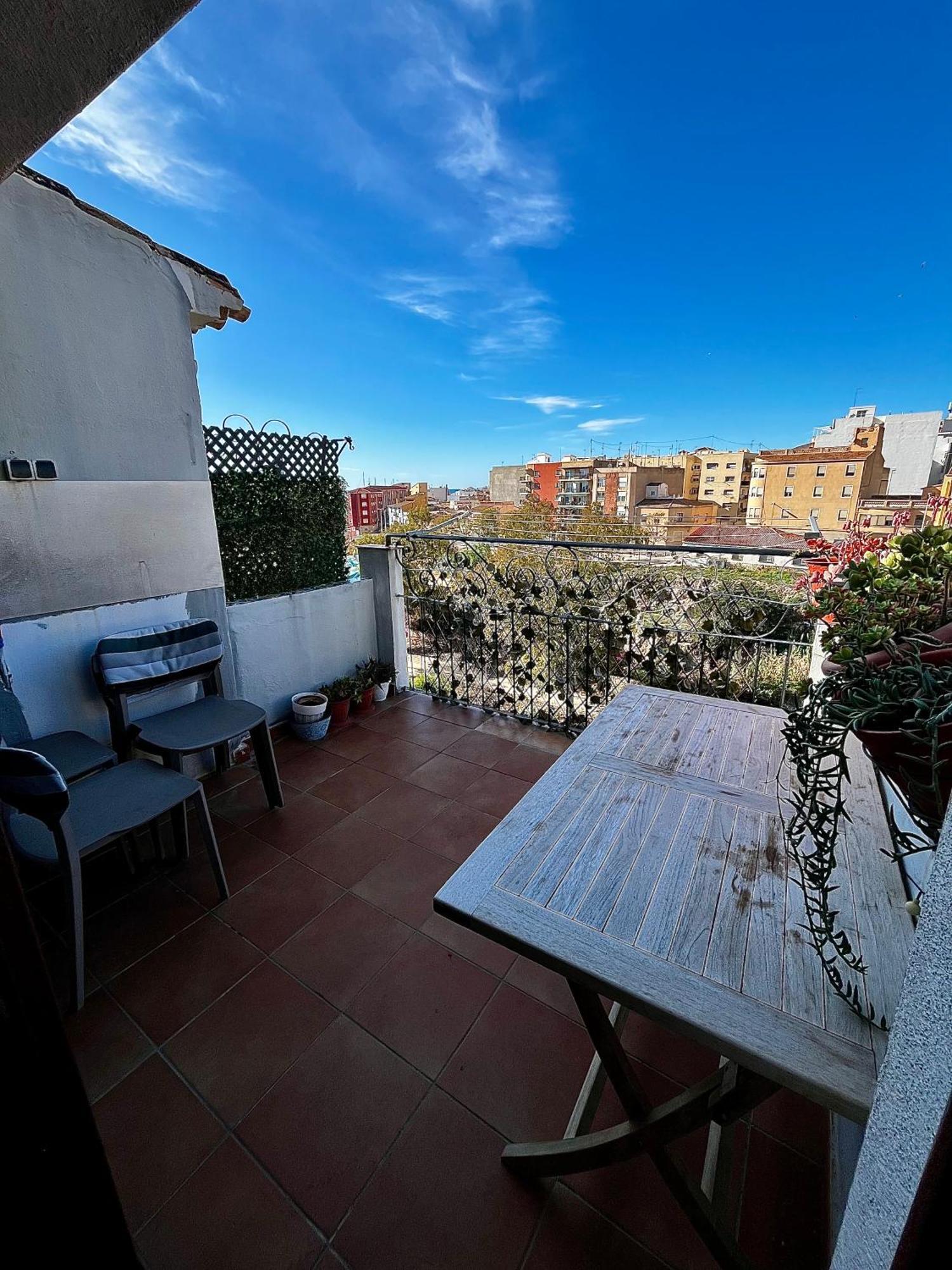 Preciosa Casa En Vilajoyosa Con Vistas Al Mar En Las Casas Colgantes Del Casco Antiguo Villajoyosa Exterior foto